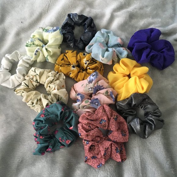 Scrunchies - Picture 1 of 6